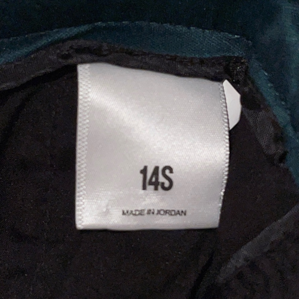 Express Teal Women's Pants 14 short and matching Top (large) Set - Picture 5 of 14